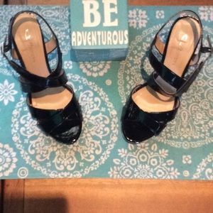 Chinese Laundry Sandals
